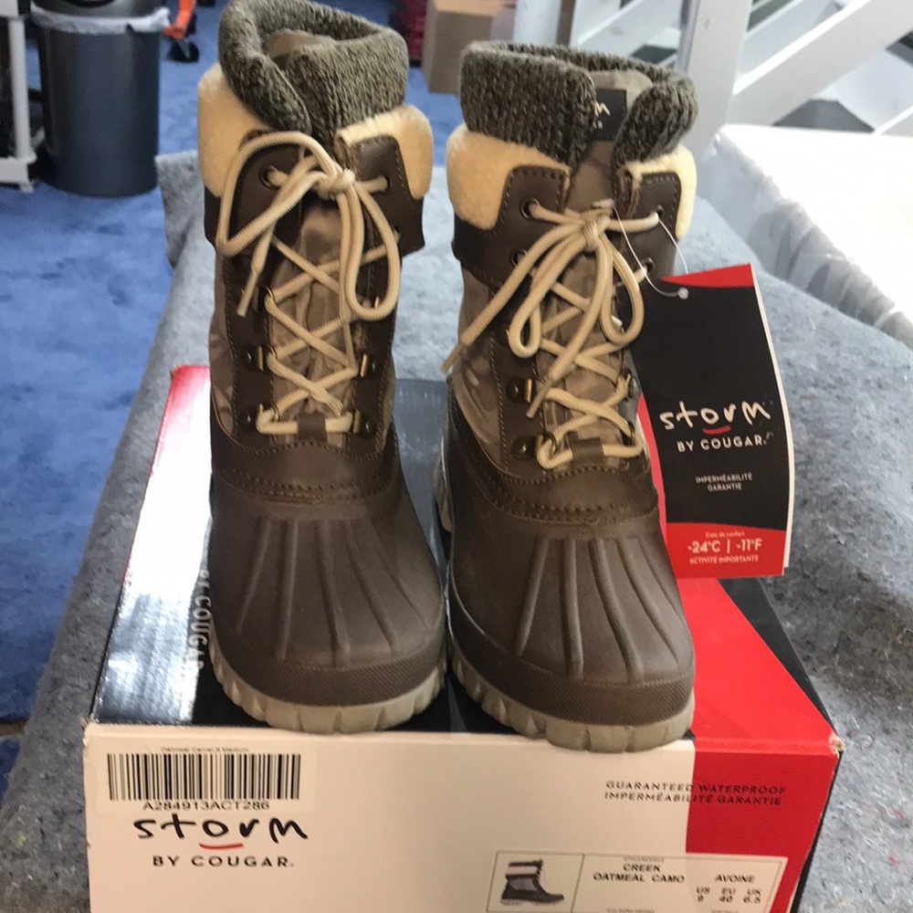 Men’s Cougar Lace Up Boots